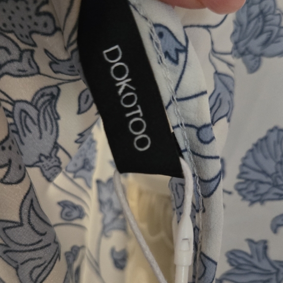 Chic Blue Floral Women's Blouse - Picture 2 of 8